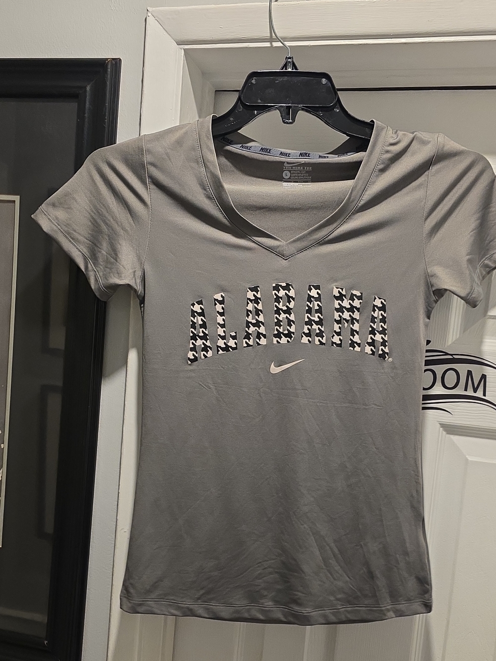 Nike Women's Grey Alabama V-Neck Graphic Tee with Black & White Pattern